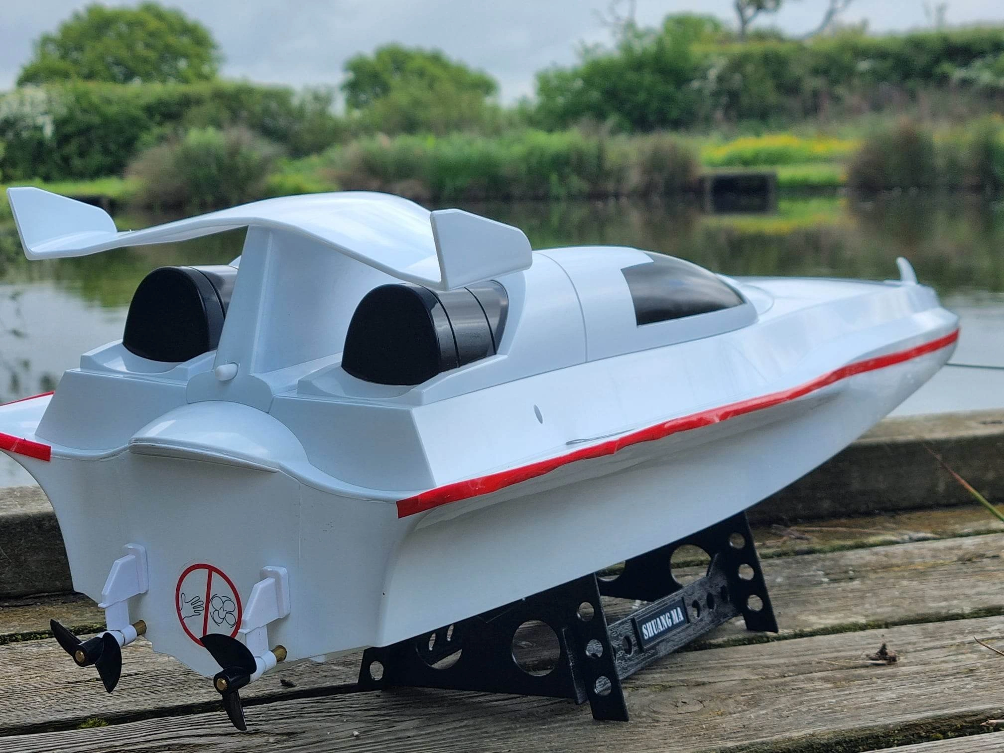 Syma 28 Atlantic Yacht RC Boat Speed Racer Adventure Fun
